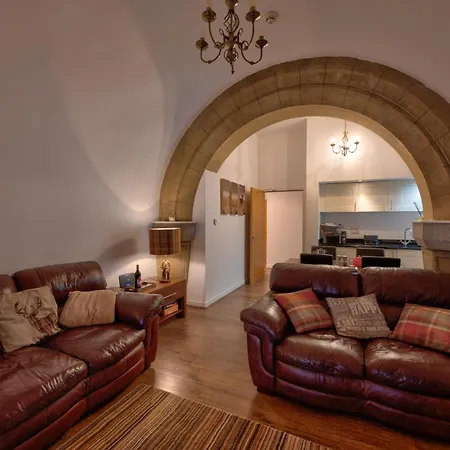 Abbey Church Upper North Aisle Luxury Self Catering 2 Bedroom Apartments Fort Augustus Exterior photo