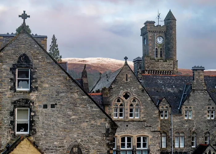 Abbey Church Upper North Aisle Luxury Self Catering 2 Bedroom Apartments