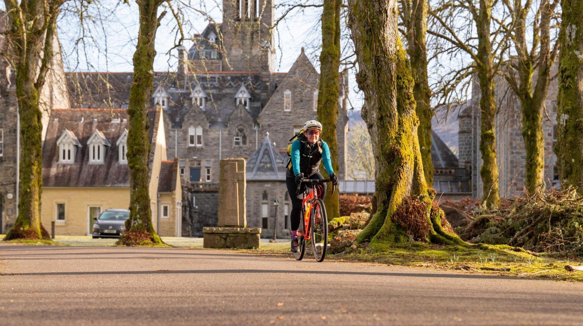 Abbey Church Upper North Aisle Luxury Self Catering 2 Bedroom * Fort Augustus