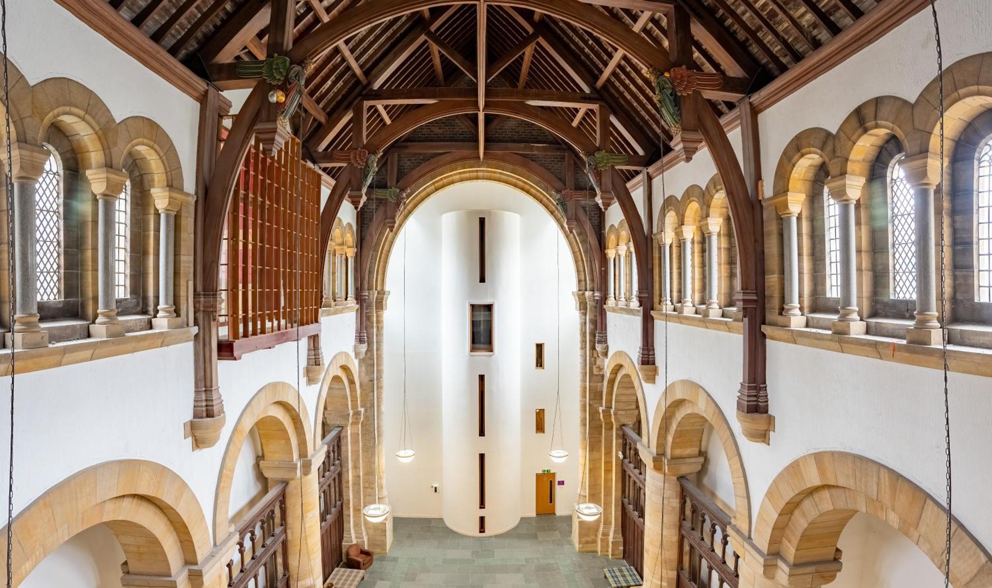 Abbey Church Upper North Aisle Luxury Self Catering 2 Bedroom Apartment *